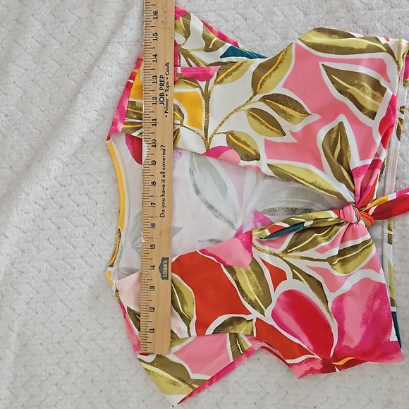 Tie Front Swim Top, Like New, Size Medium - Picture 6 of 6